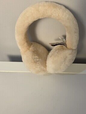 UGG Women’s Cream Ivory Genuine Shearling Sheepskin Earmuffs
